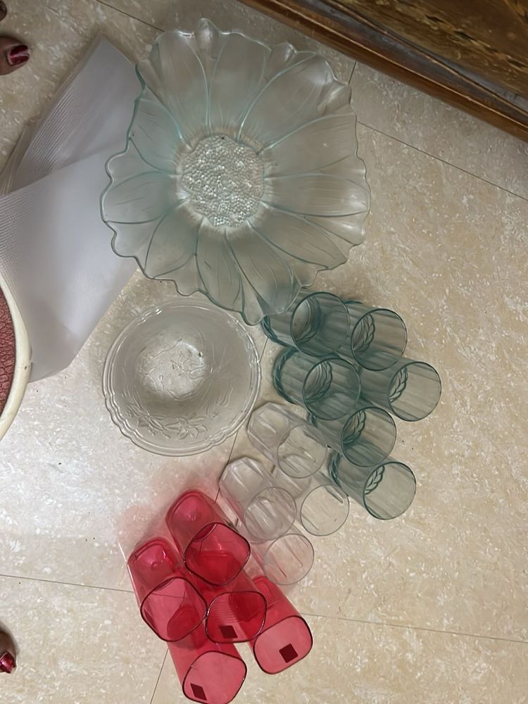 Glassware - Big Fruit Box And A Bowl