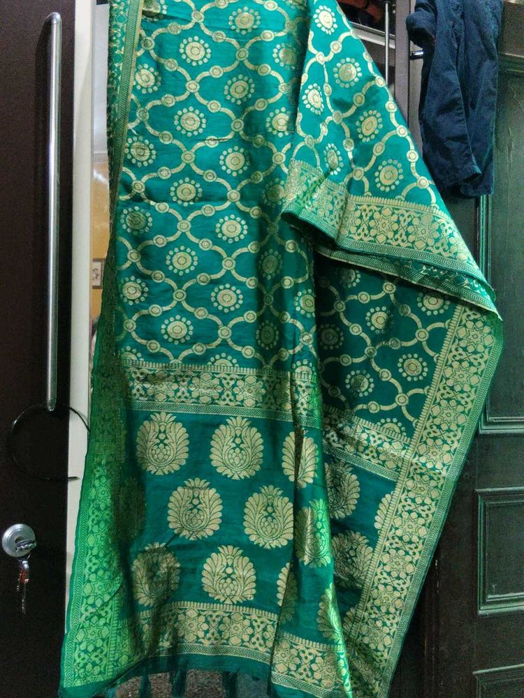 Emerald Green Brocade Dupatta