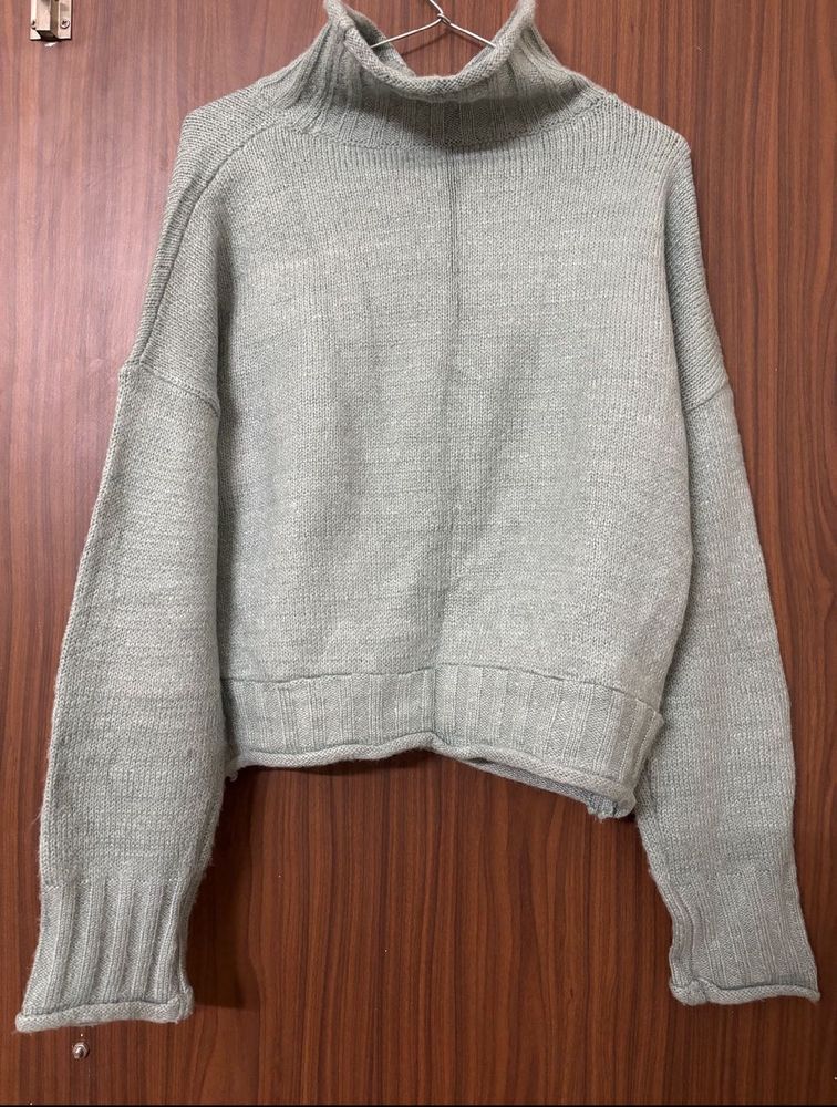 Stylish Turtleneck Knit Sweater