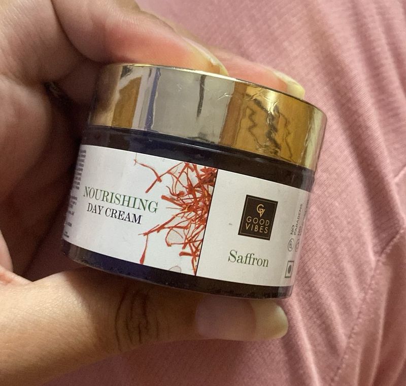 Saffron Nourishing Day Cream