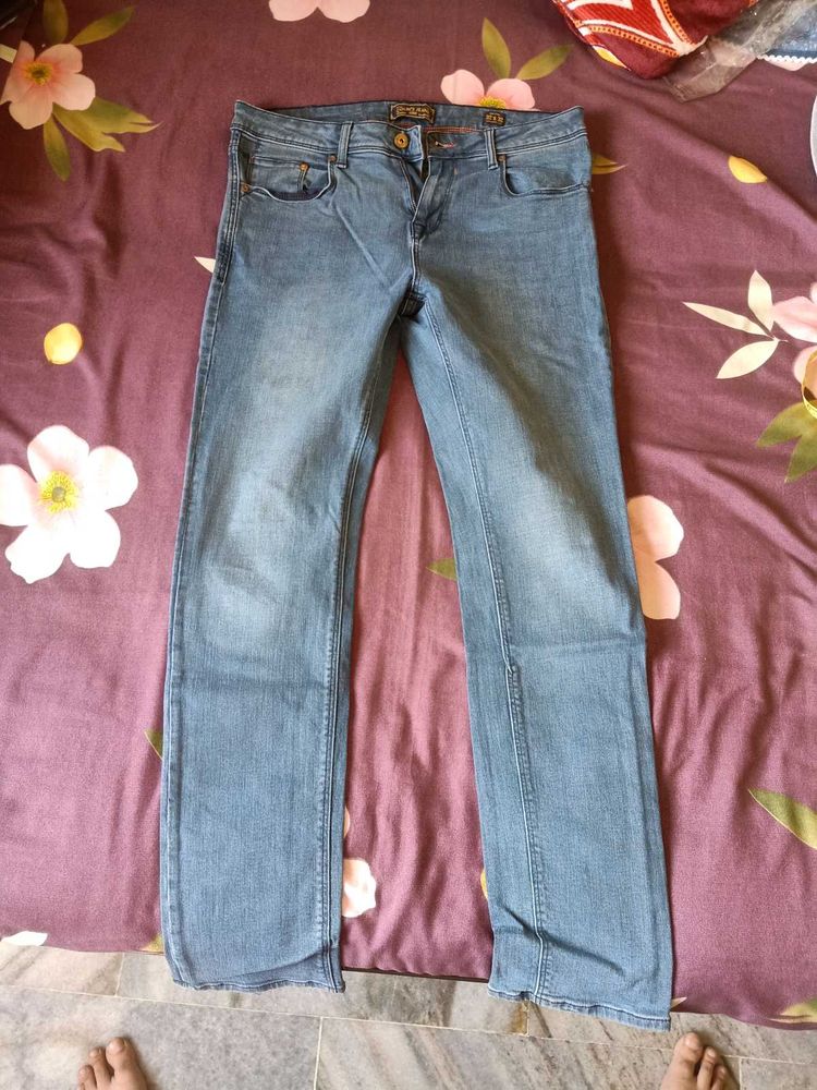 Colin&#39;s Blue Jeans