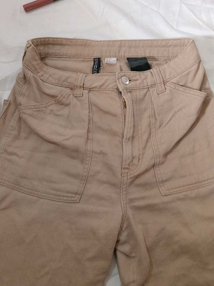 H&amp;M CARGOS