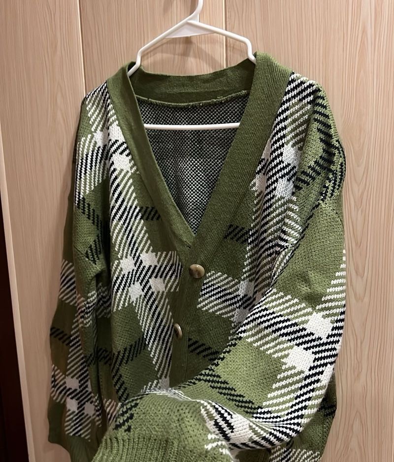 Korean Plaid Cardigan - Cozy &amp; Stylish