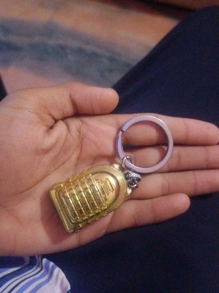 Golden Keyring