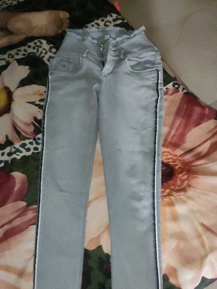 Grey Colour Jeans For Girls Check Description 1st