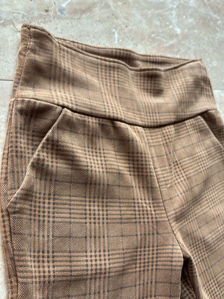Brown Checks High-Waisted Pants