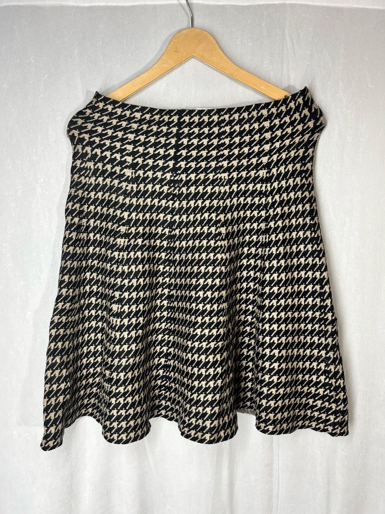 Houndstooth Mini Skirt