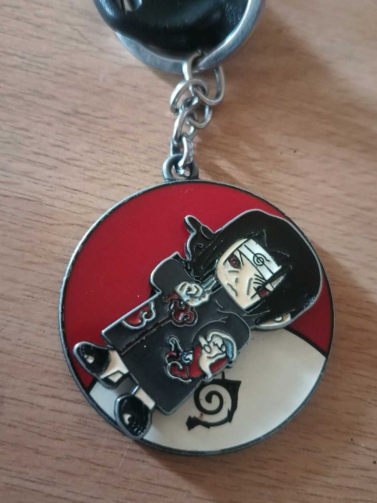 Itachi Uchiha spinner keychain