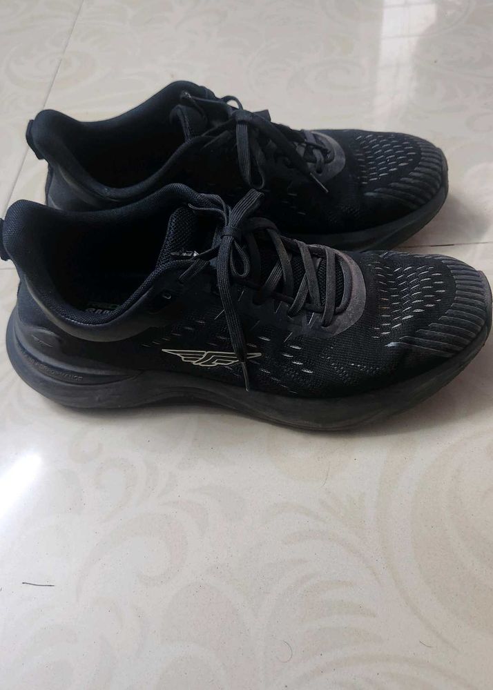REDTAPE Supreme Bounce Shoe