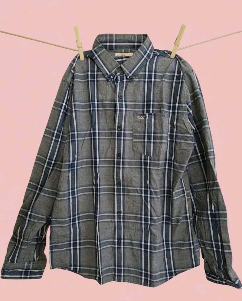 Hollister Plaid Button-Down Shirt