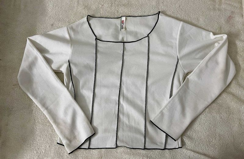 White Black-Upstich Top