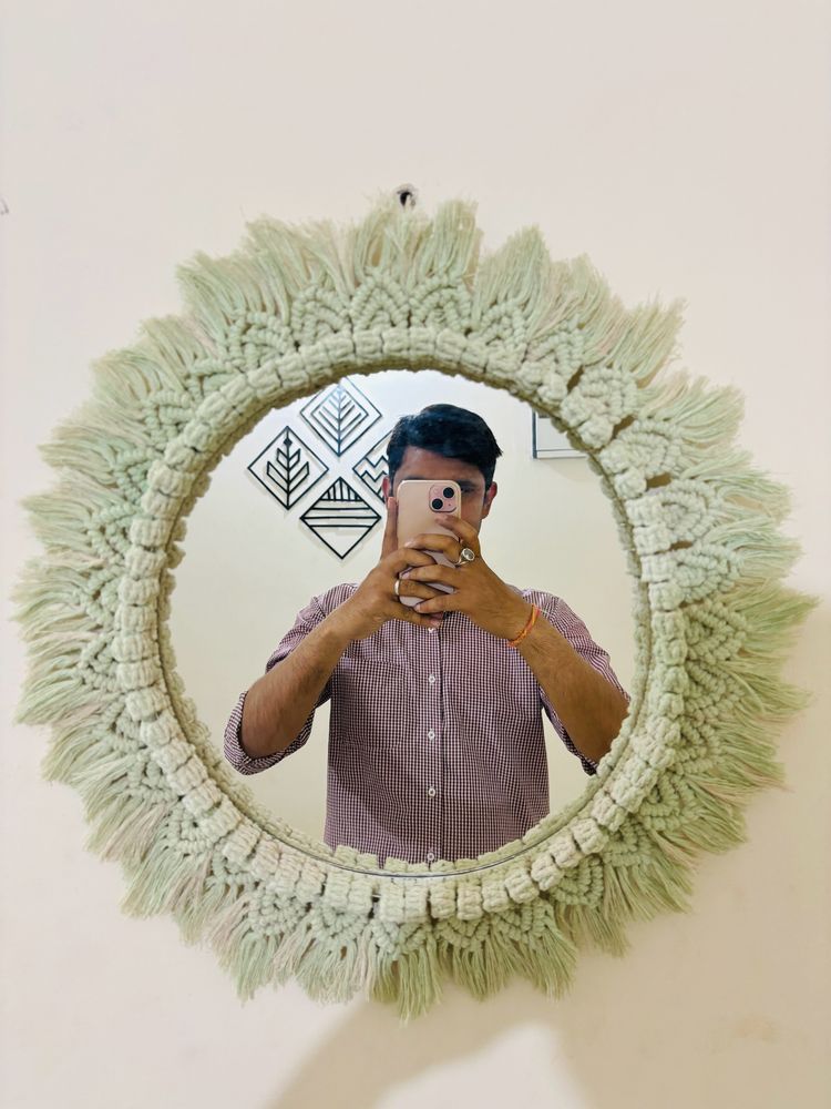Macrem Mirror