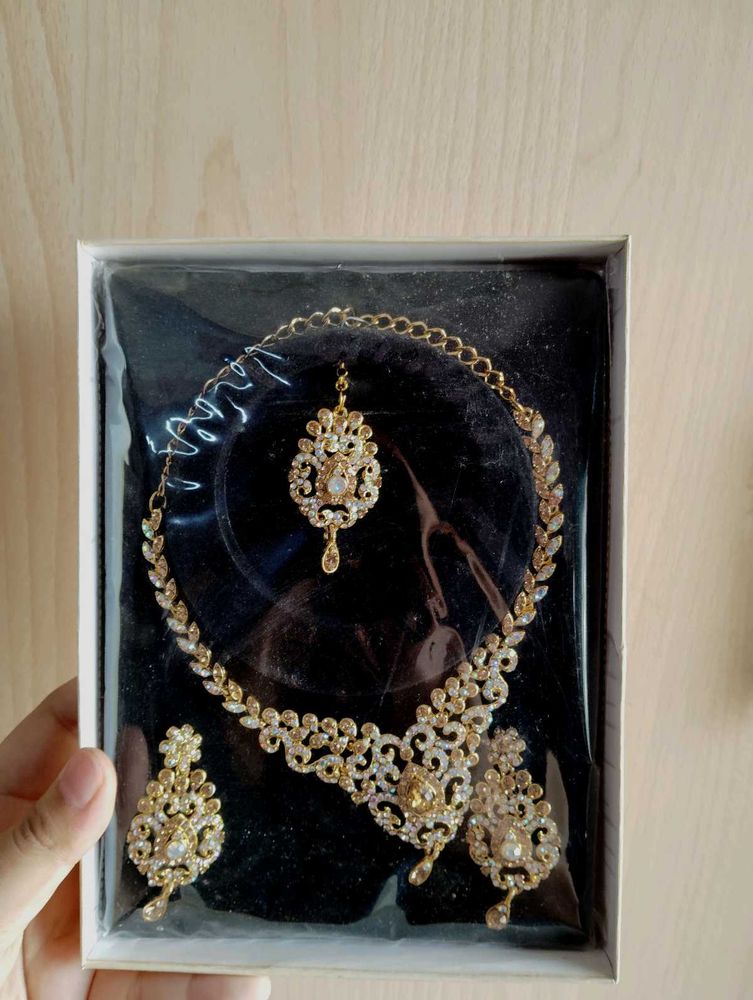 GOLDEN JEWELLERY SET ❤️