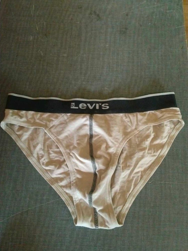 M Size Levi&#39;s Brief