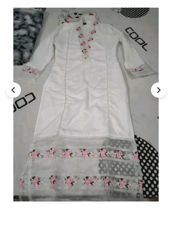 White Lace Work Pakistani Suit