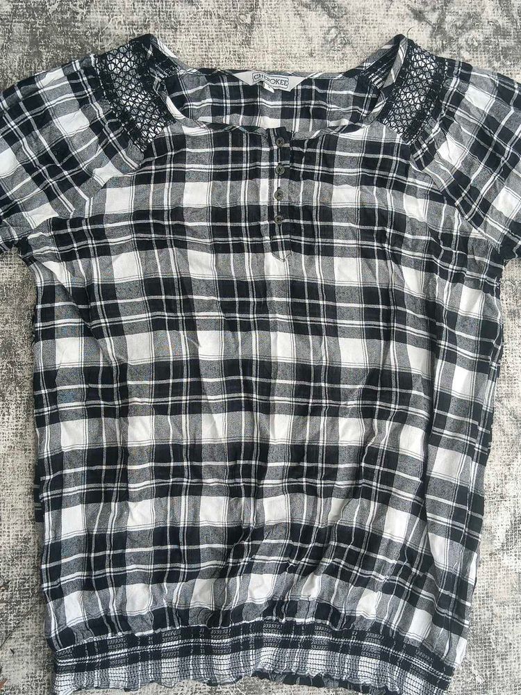 Cherokee Plaid Top