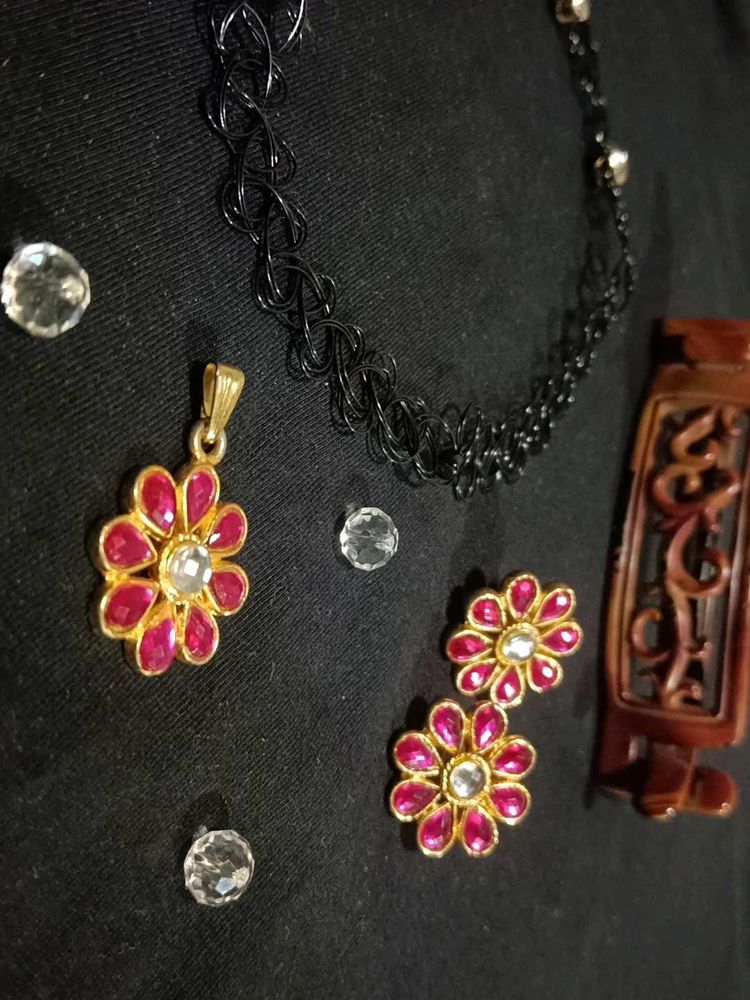 Ethnic Earrings + Black Necklace + Hair Accessorie