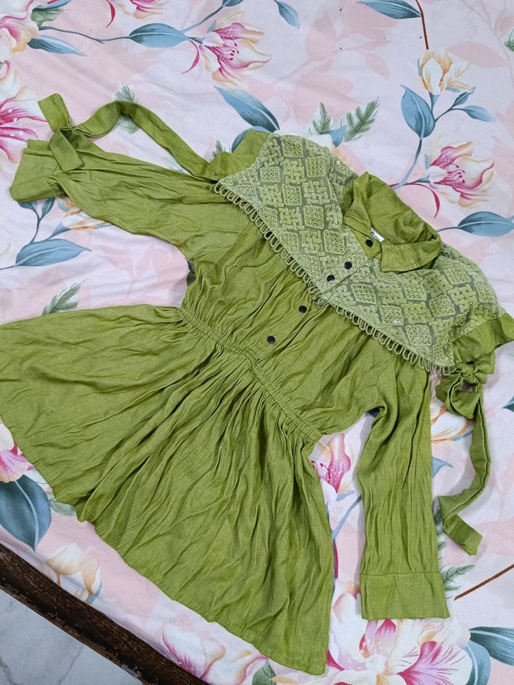 Embroidered Unique Styling Elastic Top For Women �