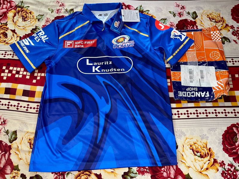 Official Mumbai Indians 2025 Fan Replica Jersey 🧢