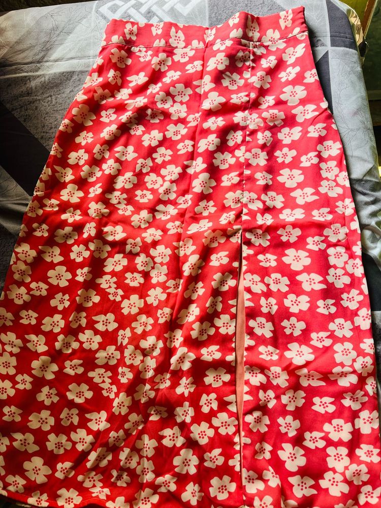 Floral Print Slit Skirt