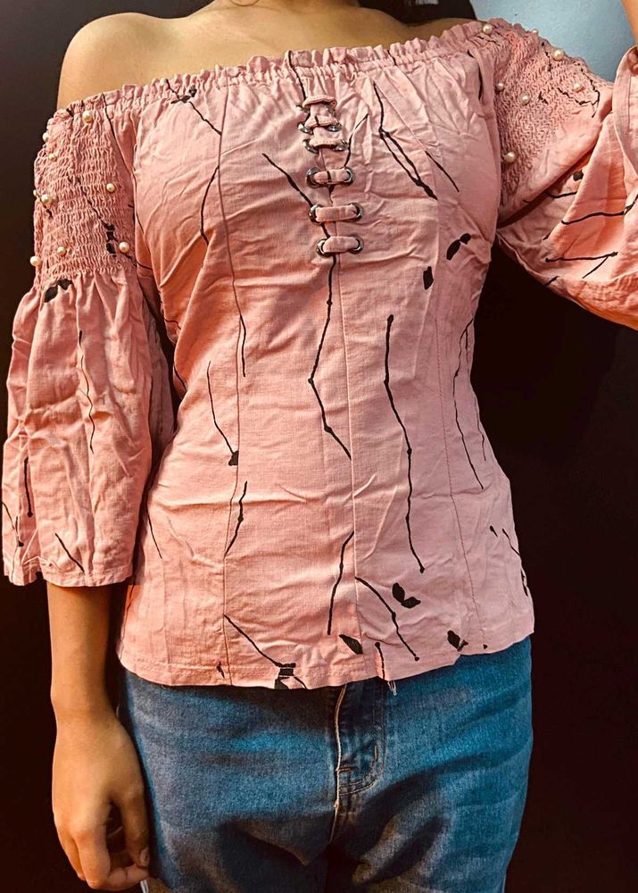 Off shoulder, pintresty pink top