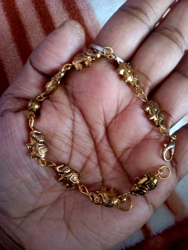 Elephant Charm Bracelet vintage