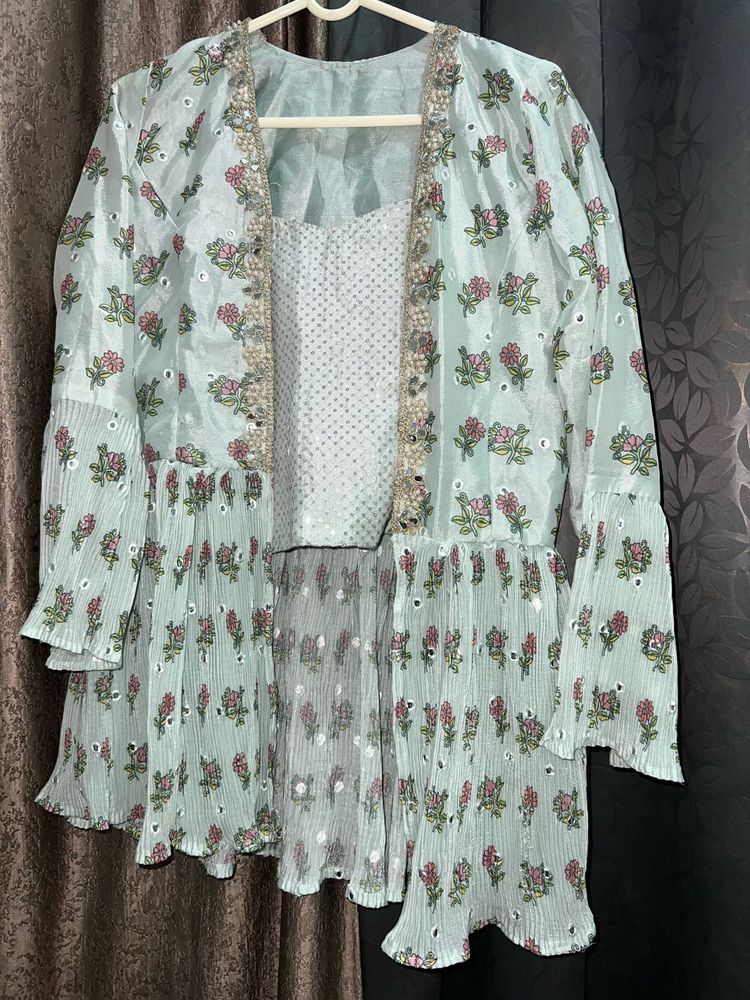 Floral Print Top &amp; Shrug Set