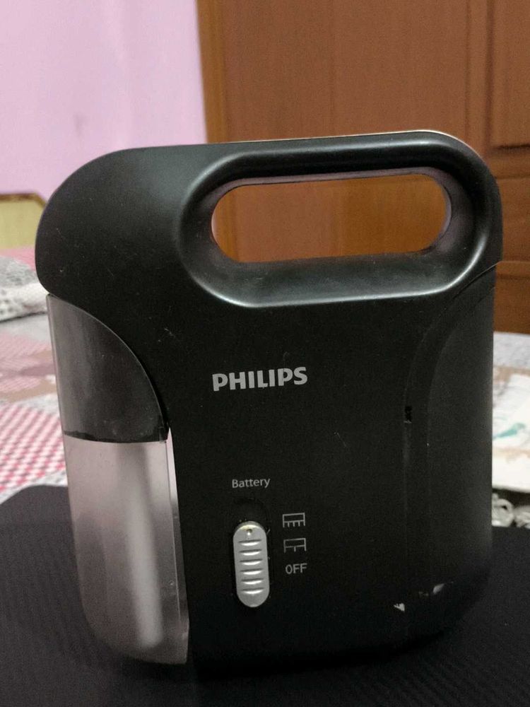 Philips Led + Tube Rechargable Torchlight