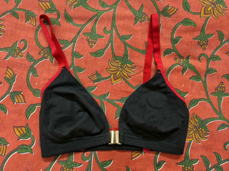 Unused Front open Black Bra with Red Straps