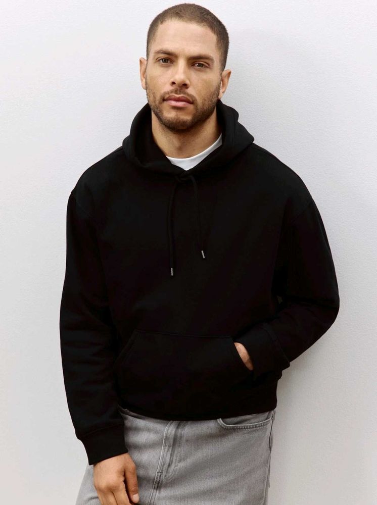 🔻PRICE DROP - H&amp;M - Warm Black Hoodie