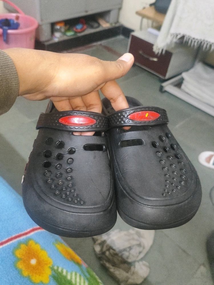Action Crocs