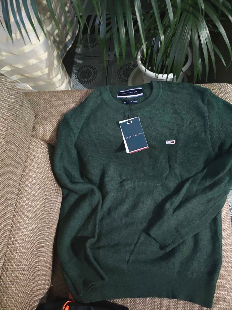 Tommy Hilfiger Green Sweater Brand New