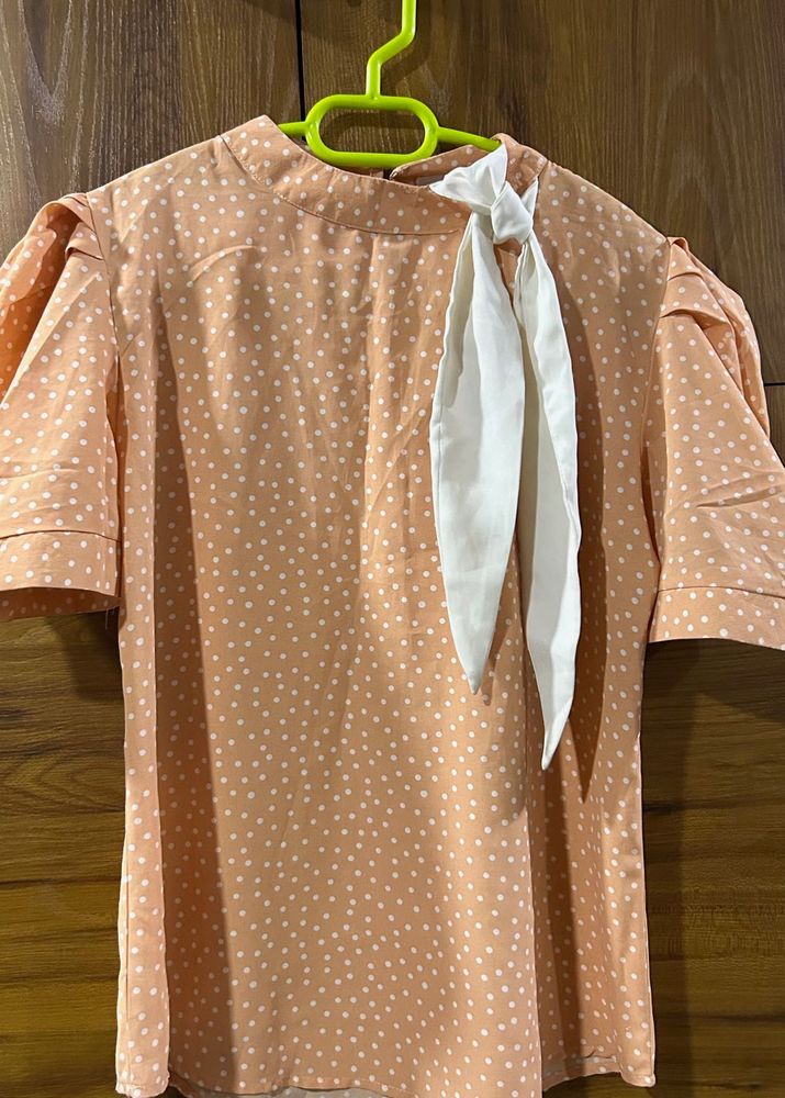 Cute peach Polka Dot Top