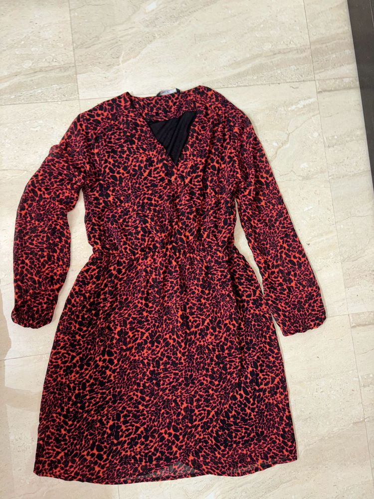 ONLY’s Leopard Printed Dress
