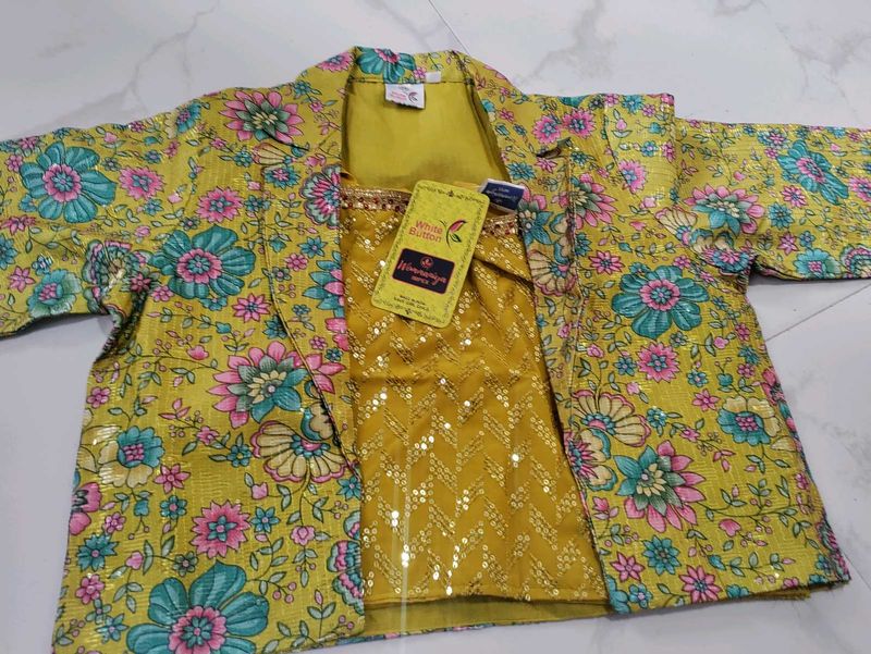 Floral Blazer &amp; Top Set