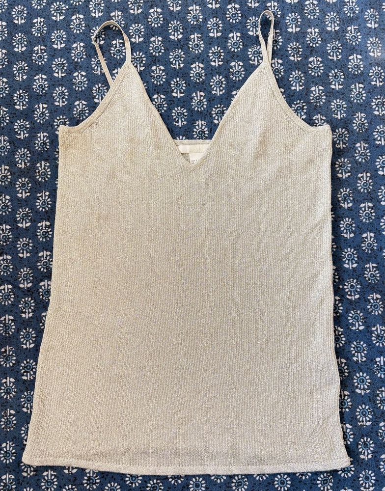 Sleeveless V-Neck Tank Top
