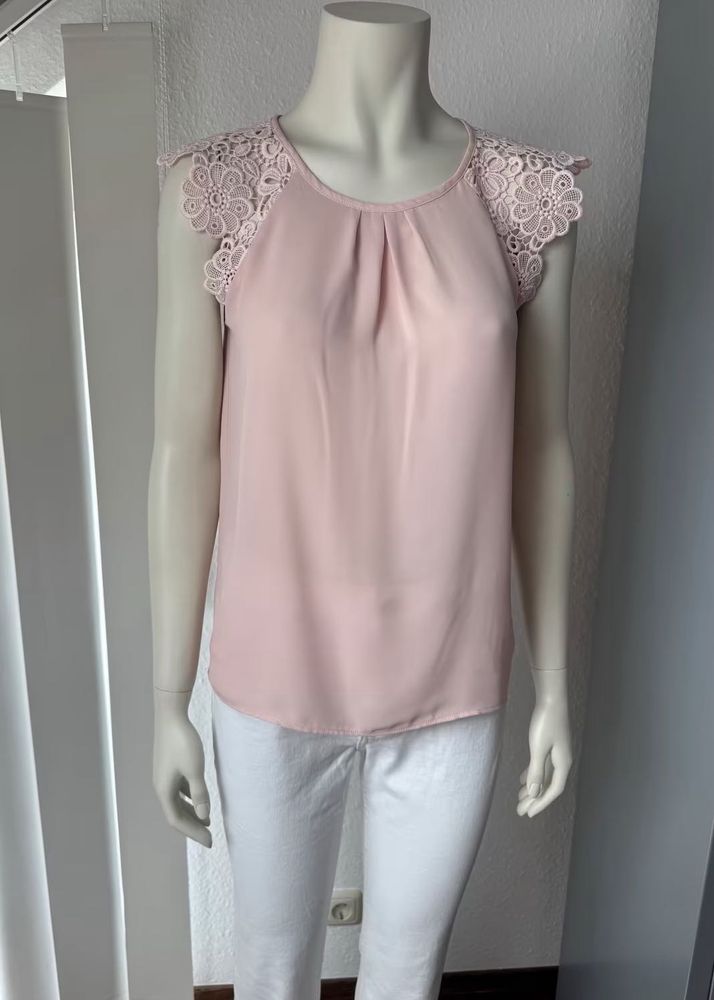 ZARA PINK LACE EMBROIDERY DETAIL SLEEVES LIGHT