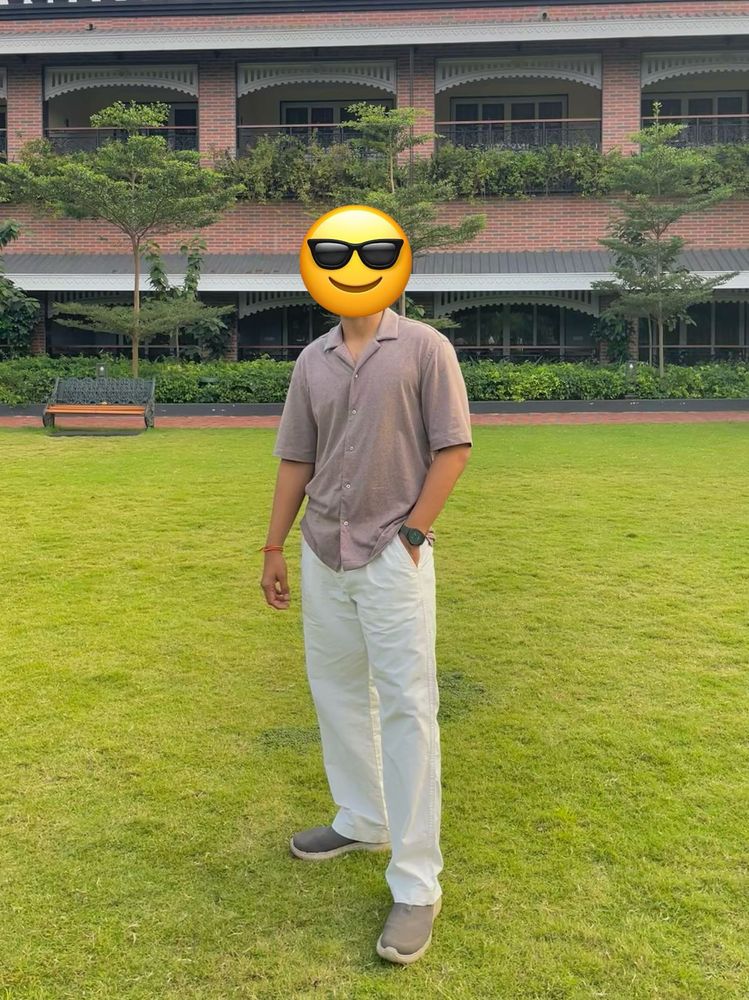 H&amp;M Relaxed Fit Trousers