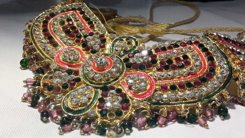 BEAUTIFUL NECK PEICE😍✨
