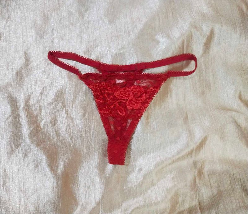 Red Lace Thong💋
