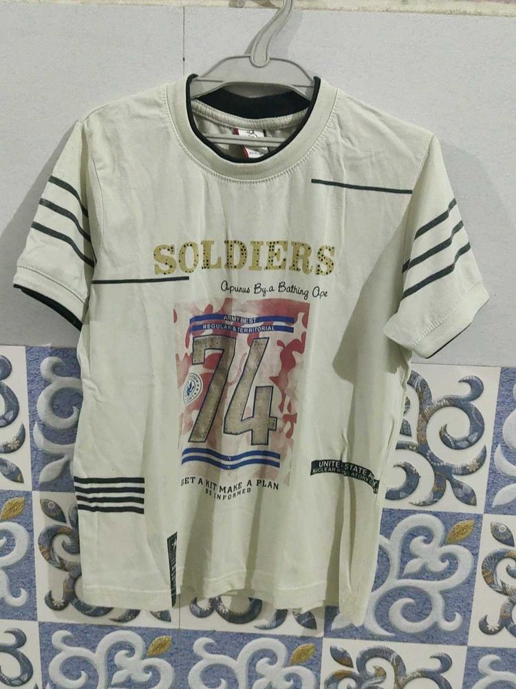 Boys Graphic Print T-shirt