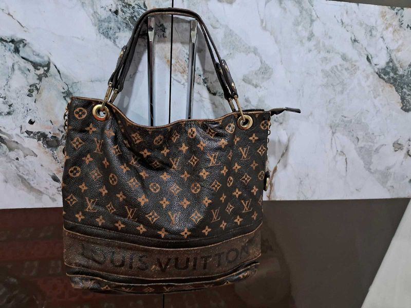 Louis Vuitton Handbag