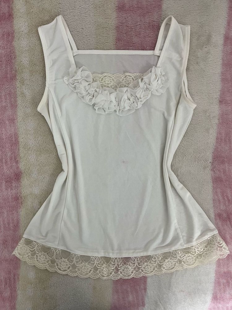 White Lace Coquette Top 🦢