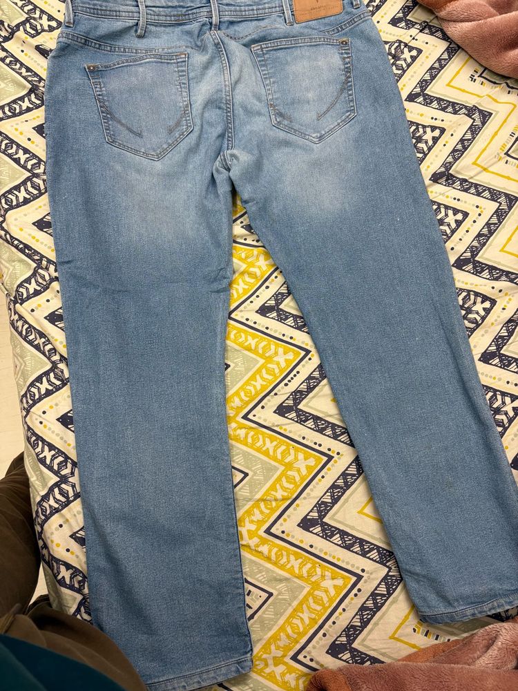 Light Wash Denim Jeans