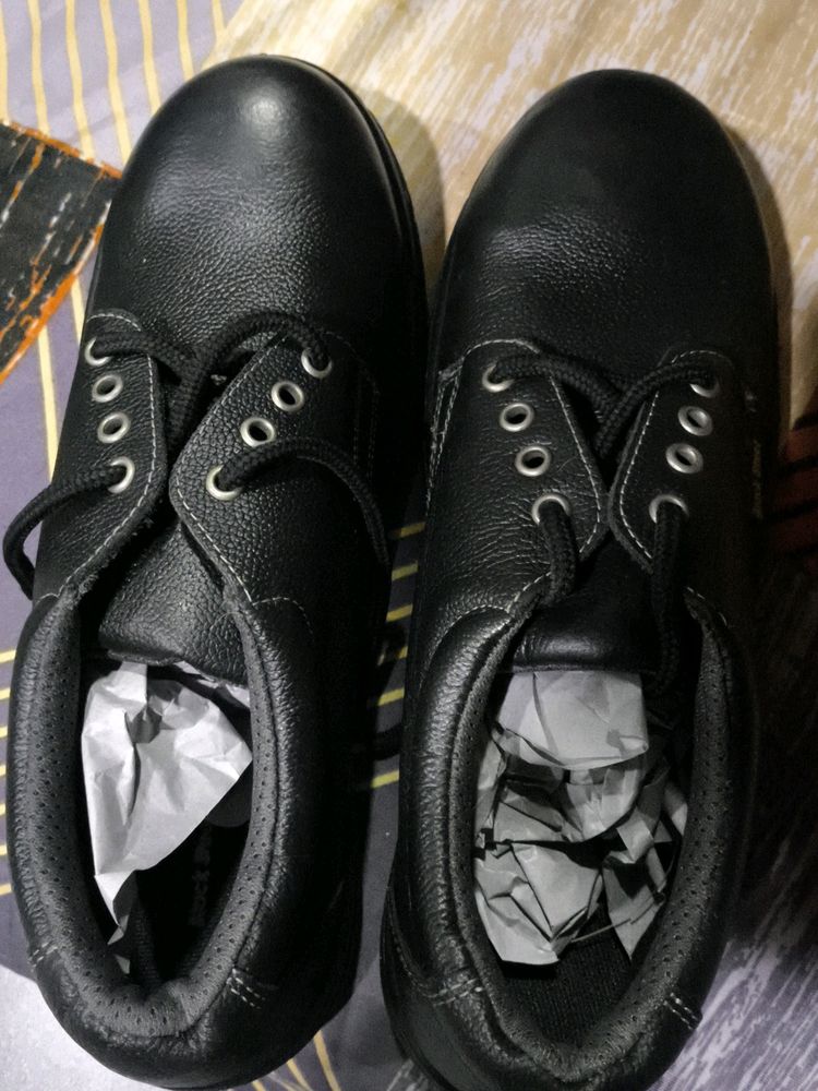 All New Never Used Safety Shoes