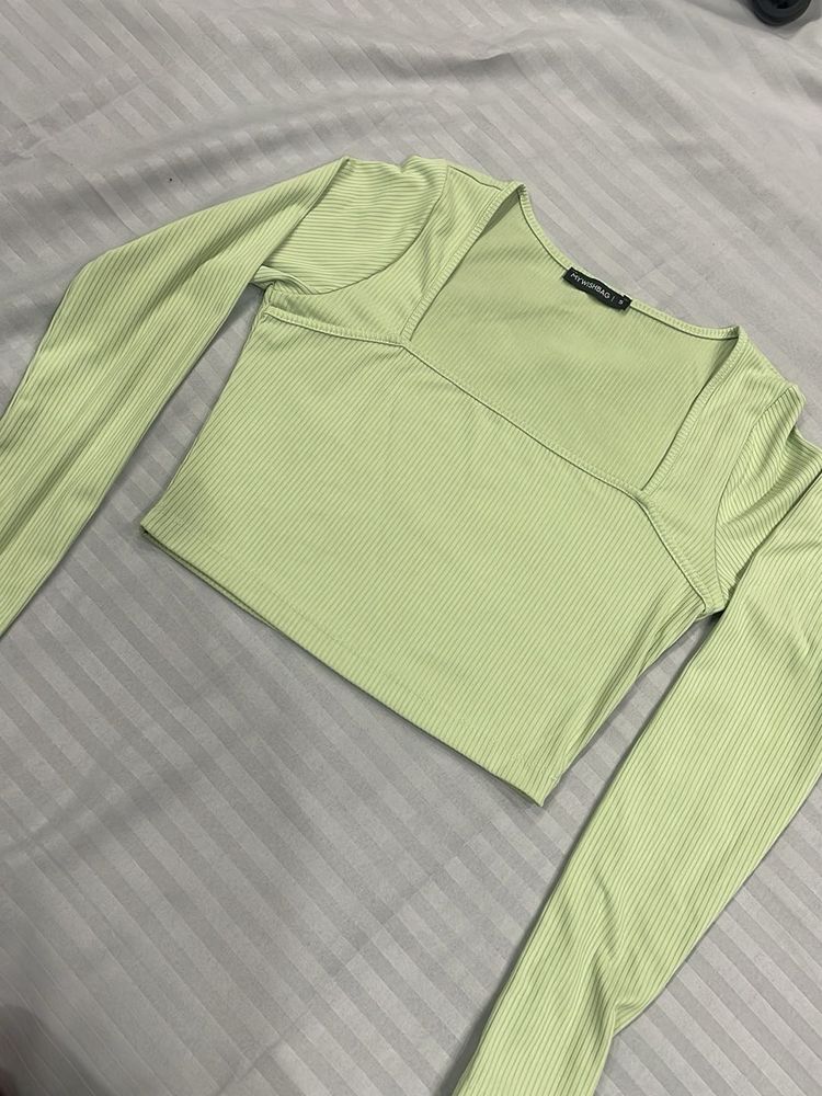 Green Long Sleeve Top