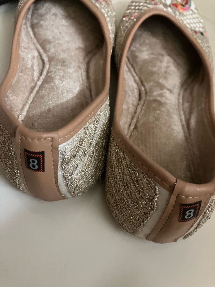 Embroidered Ballerinas