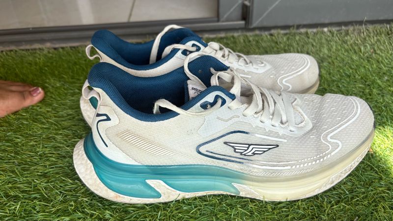 Red Tape Sports Shoes