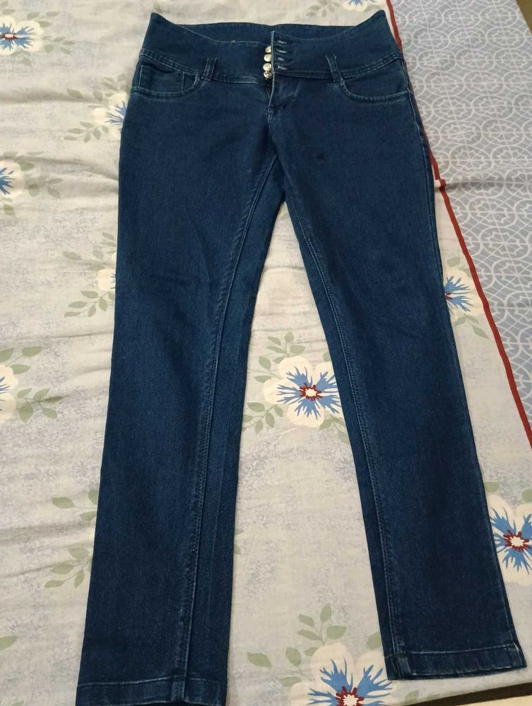 High Waisted Jeans