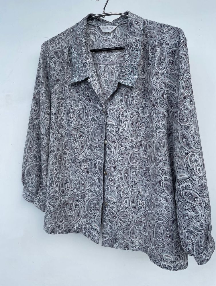 🌈Paisley Print Blouse 💕